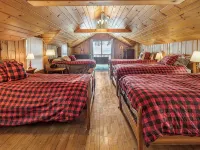 Higgins Lake - One Of A Kind Lakefront Lodge! ジェリッシュ・タウンシップのホテル