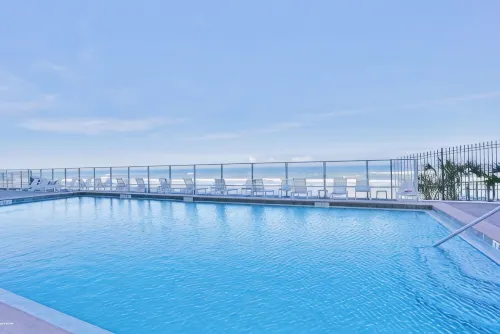 Sleep w the Waves! Direct Oceanfront Artist Owned - Breathtaking Pano Views!