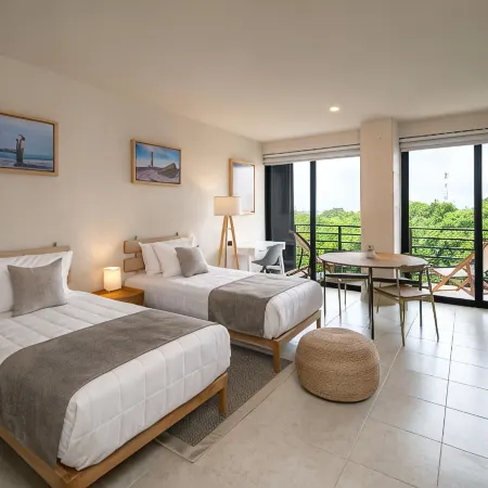 Everglades Suites