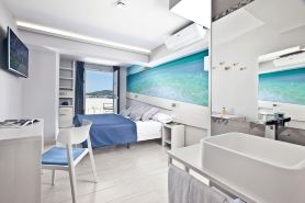 Ryans la Marina