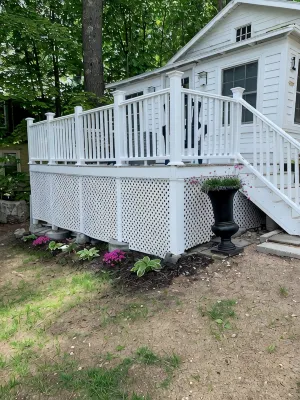 COZY,Newly renovated,West Shores ,short walk to Nasons Beach 🏖🏠