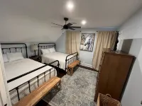 The Secret Mermaid in downtown Mystic! Beautiful & just remodeled! - 3-Star