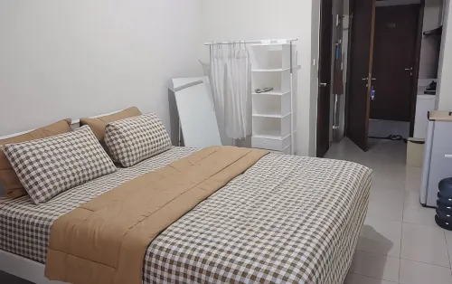 Diajeng Room Near Ipdn