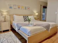 10 Min to Beach, Peloton, Game Room, King Bed - Private Pool