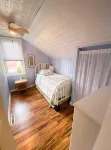 Relax at Cherry Street Cottage Near the Beach - Beach