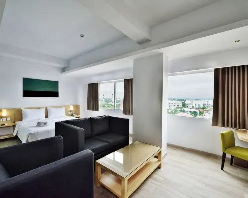 Whiz Prime Hotel Sudirman Pekanbaru Hotels near Siak River