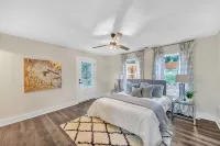 Modern Luxe 5 Br  4 BA Home. Near the  Airport and Downtown Atlanta - واي فاي
