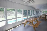 Lake estate on Old Hickory with pool and hot tub, convenient to Nashville - ブティック