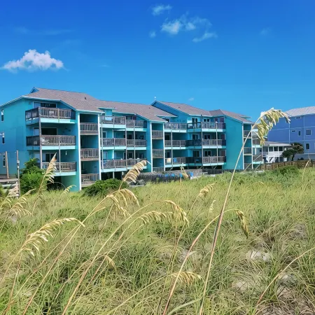 Oceanfront with Pool, Walk to Boardwalk