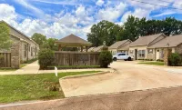 Enchanting Townhome in Ruston near LaTech - Wi-Fi