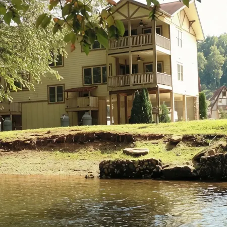 Riverside Relaxation Located Steps from Downtown & Overlooking the Chattahoochee