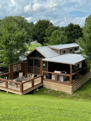 Grand Tiny Home Minutes to Blue Ridge.  Yes to Pets! - Tiny Houses