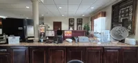 HomeTown Hotel - breakfast