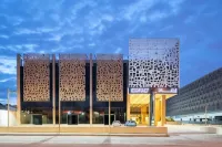 Erfad Hotel - Riyadh - Kolam Atas Bumbung
