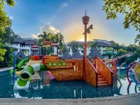 河濱公主全包大飯店 - 水上樂園