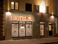 هوتل أرينا آم زو Hotels near نوردِند