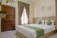 Yutaka Inn El Reyshi Banyuwangi - parcheggio