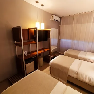 آر إتش روشيستر كونسيبت Hotels near ميكروشنترو