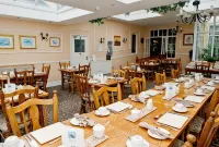 Charnwood Regency Guest House - parking