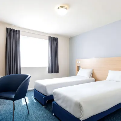 go2 Dundee Camperdown Hotel Hotels near Camperdown Wildlife Centre