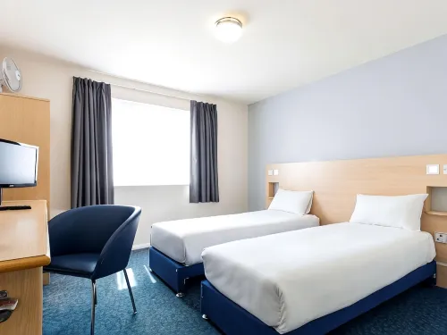 go2 Dundee Camperdown Hotel