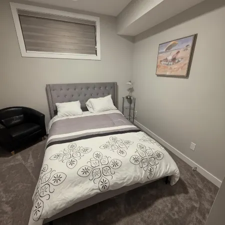 Spacious and Modern 2-Bedroom Apartment in Calgary