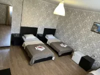海軍上將綜合飯店 - 2 星級
