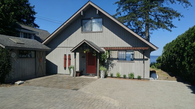 Charming Birch Bay Beach Front House ~ Recently Added, a Second Bathroom!