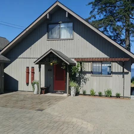 Charming Birch Bay Beach Front House ~ Recently Added, a Second Bathroom!