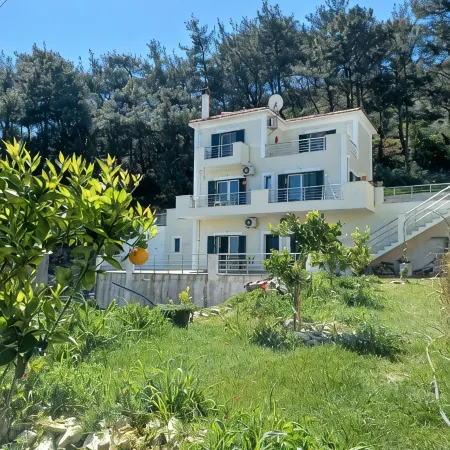 Ferienwohnung mit Fantastischem Ausblick Aufs Meer
