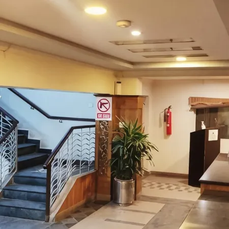 The Grand Hotel Multan Отели в г. Малтэн Дистрикт