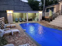 Villa Creole 5 F for 6/8 people with swimming pool and pool house - 2-Star