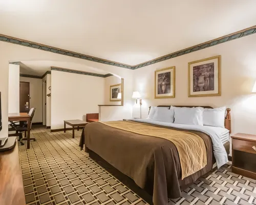 Quality Inn & Suites Evansville North Hotels in Vanderburgh County
