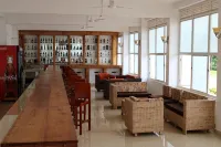 Pulickal Airport Hotel - Airport Shuttle
