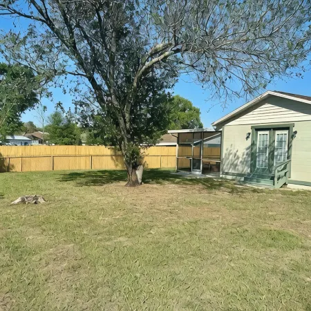 Comfort Cove, 3Br, 2BA, Fully Fenced, Spring Hill, FL