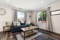 Wlk2dtown, Kng bds, WrkSpace, WiFi, FPit, Dogs - 3-Star