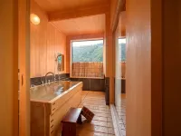 Yamamizuki Urara Tsutaya - Hot Springs