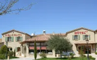 Hôtel et Restaurant Logis le Mas de Mon Père - 3 ดาว