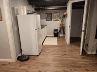Cozy Basement Apartment (With Private Entrance) - 2 Sao