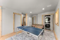 Family Friendly, Sleeps 11, Pets allowed! - 4つ星