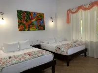 Slow M'Ocean in the Heart of Manuel Antonio 3 bed 3 bath - جاكوزي