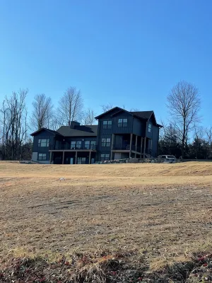 Stunning 10-Acre Luxury Retreat Breathtaking Views – 4Br, 4BA Near NYC & Warwick