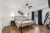 Cozy&Quiet Modern Retreat Near Hwy 65 & Cherry St - 民泊