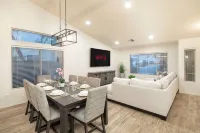 L'Amore: A Spacious 4-bedroom pool house in lovely Chandler - بوتيك
