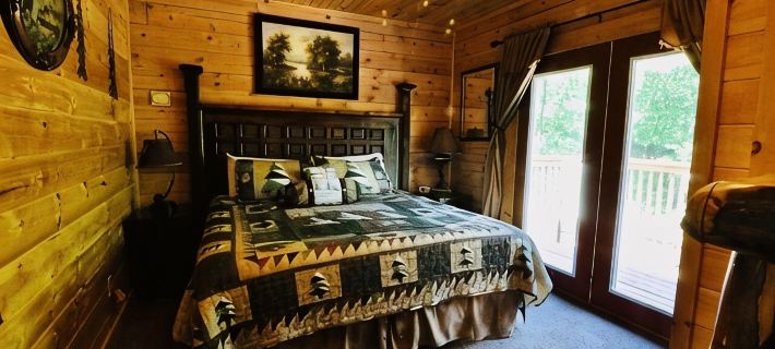 Ozark Legends Lodge- Lg Game Rm, Private Hot tub; 1 Mile to Thunder Ridge Hotels in Ridgedale