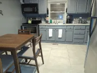 Cozy Creek Cottage, situated between the beautiful rolling hills of Italy, NY - WiFi