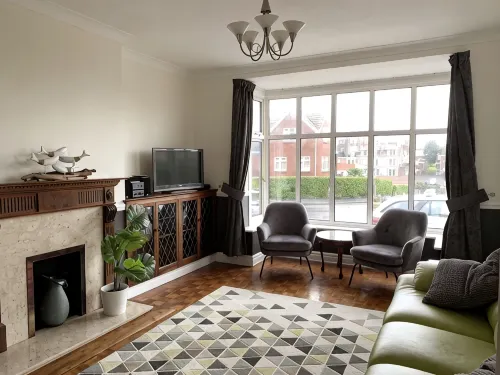 Lovely seaside chalet with just a 2 minute walk to the beach! - 3-Star