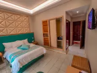 Hotel Royal Palace - Parkplatz