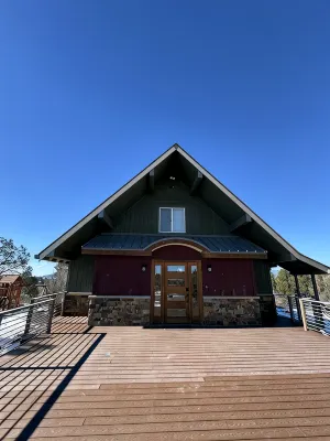 Family sized cozy house with amazing views! 10 min from Durango - 4-Star