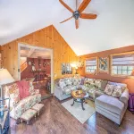Snow Owl Chalet - Dover,  4-Bd 3-Bth - 10 Min. - Mt Snow! Saltwater Hot Tub! - 4-Star